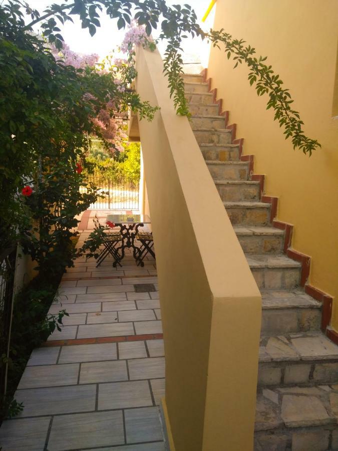 Apartamento House With Garden Near The Sea Agia Efimia Exterior foto