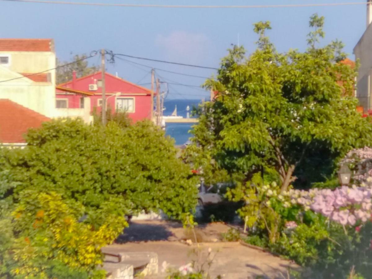Apartamento House With Garden Near The Sea Agia Efimia Exterior foto